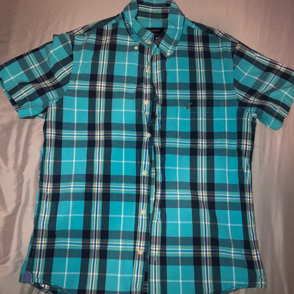 AEO Men’s Casual Button Down Shirt